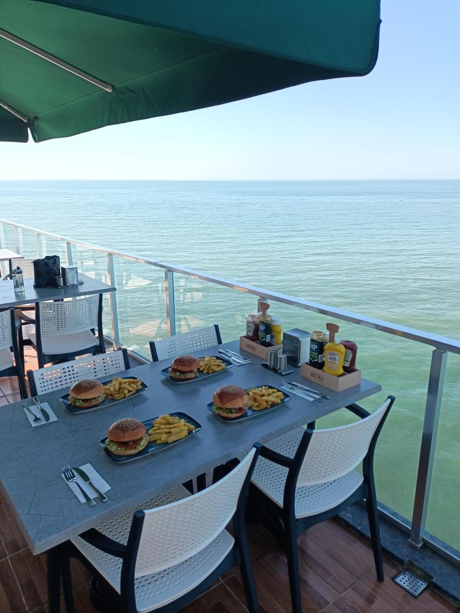 The Marine Hotel ترابزون المظهر الخارجي الصورة